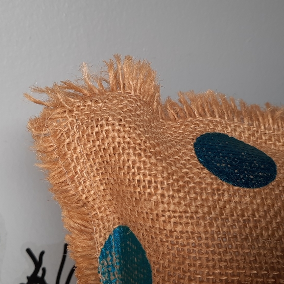 Butterfly Pillow Throw Toss Patio Porch Burlap Metalic Accent Applique - Picture 5 of 9